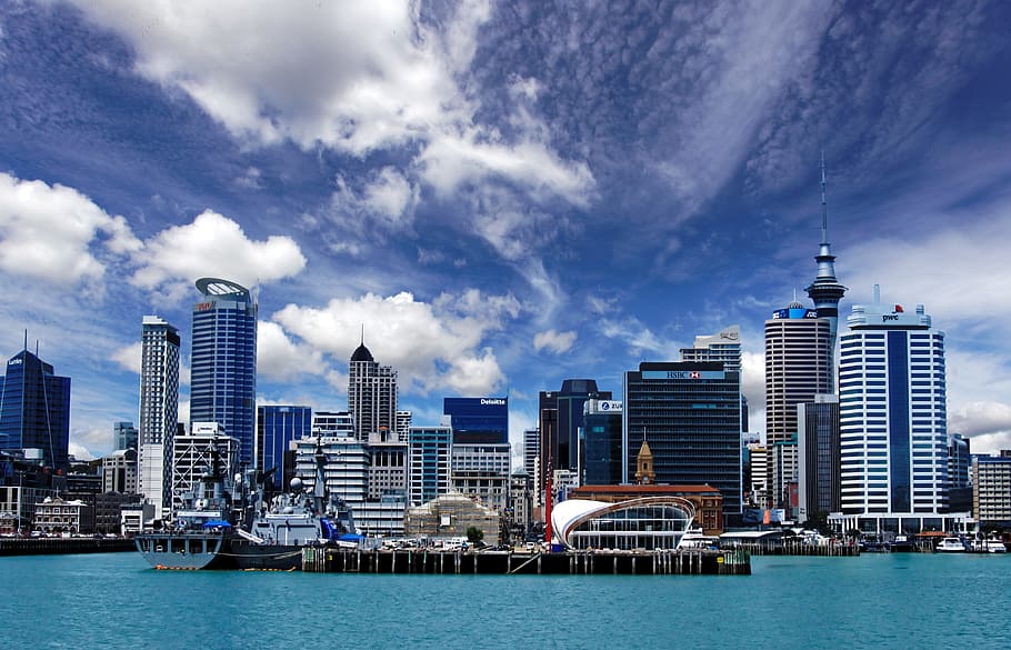 cityscape under blue sky, harbor, skyline, sunlight, architecture HD wallpaper
