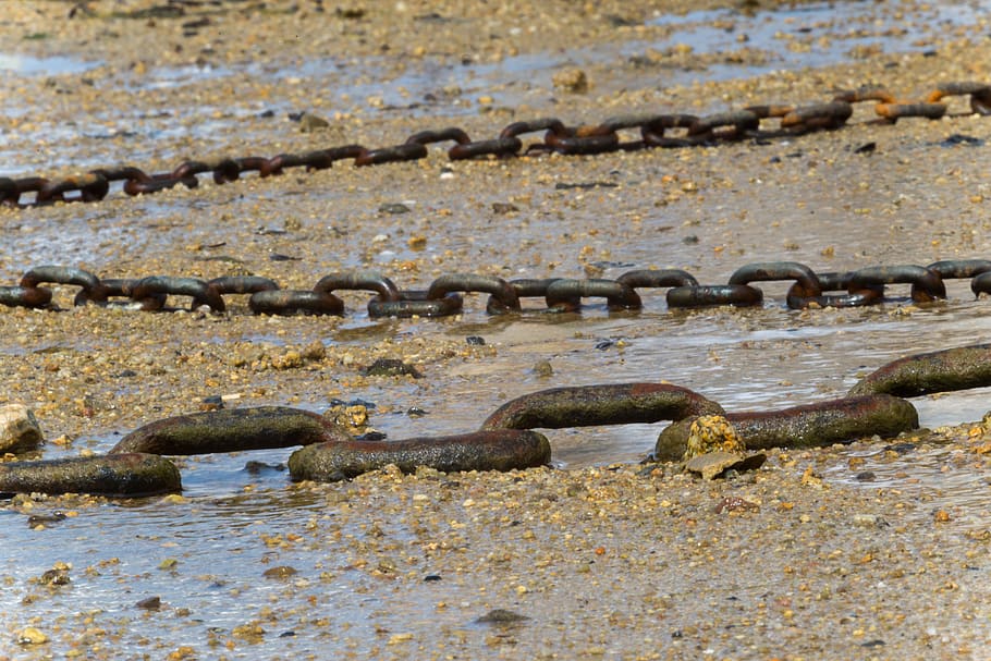 chain, rust, beach, metal, iron, rusted, corrosion, links of the chain HD wallpaper