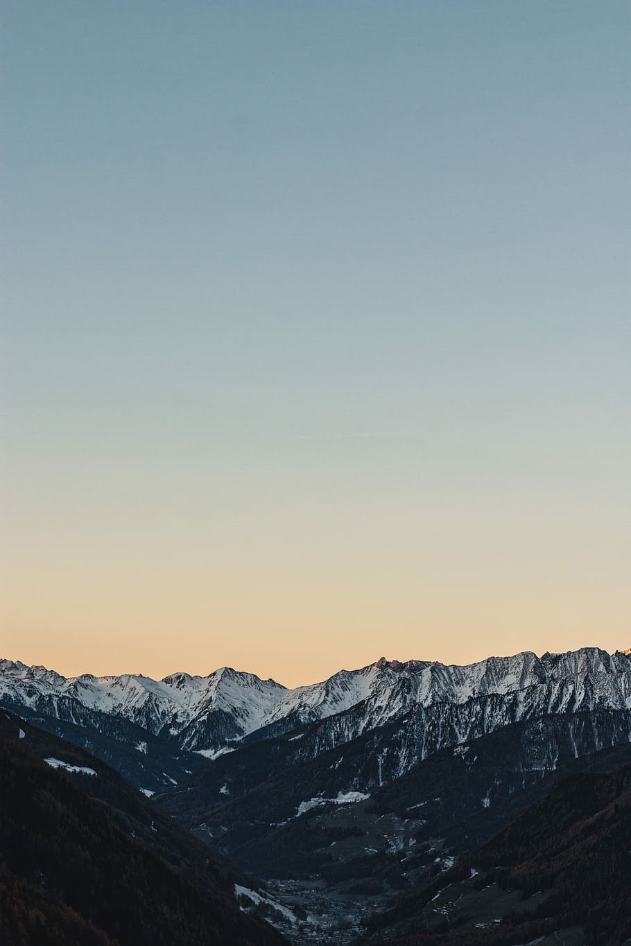 snow-covered mountains under blue sky during daytime, brown and white mountains at sunrise HD wallpaper