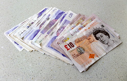 pounds-sterling-notes-cash-thumbnail.jpg