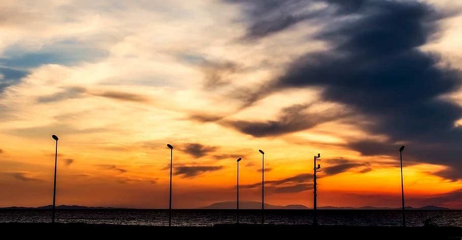 Sunset, Dusk, Lamppost, Silhouettes, Sea, ocean, seaside, outdoors HD wallpaper