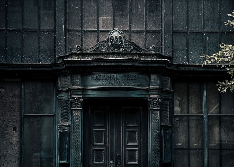 National Trust Company, wooden door with National Trust Company signage on top HD wallpaper