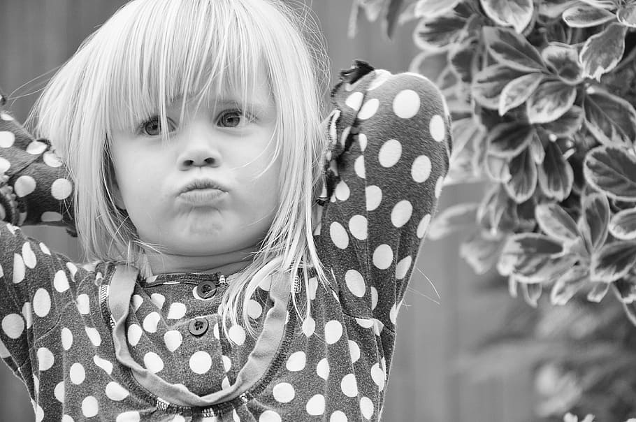 girl wearing black and white polka-dot clothes grayscale photo, HD wallpaper