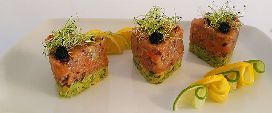 Salmon, Avocado, Restaurant, Food, catering, gourmet, slice, HD wallpaper