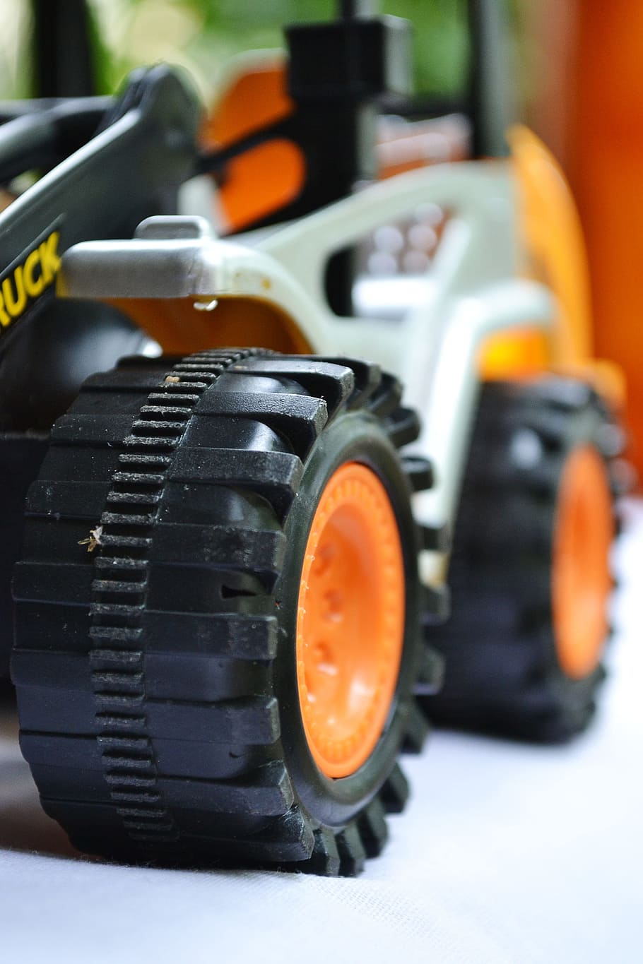 Toy, Plastic, Dozer, Backhoe, Close-Up, wheels, construction HD wallpaper
