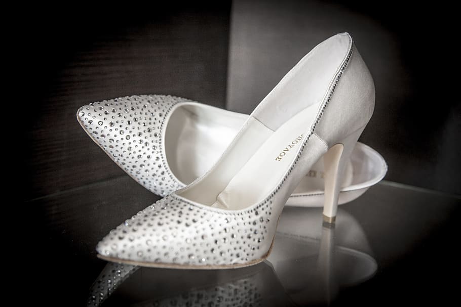 pair of white beaded leather pointed-toe pumps, heels, bride, HD wallpaper