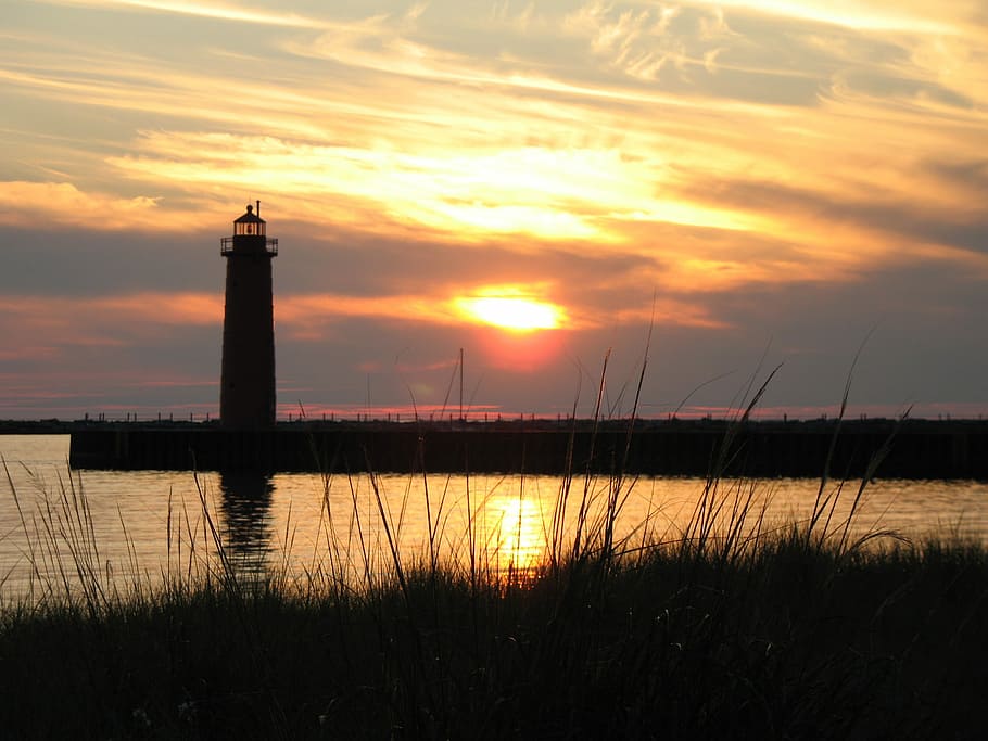 Lighthouse, Sunset, Beach, sky, lake michigan, direction, reflection HD wallpaper