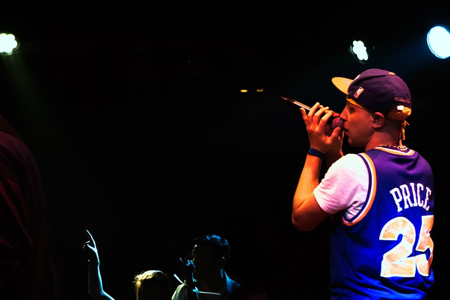 singer, live performance, stage, show, microphone, entertainment HD wallpaper