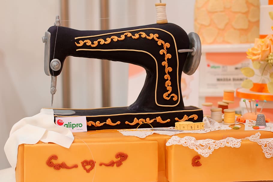 sewing machine, pie art, marzipan, decor, craft, indoors, no people HD wallpaper