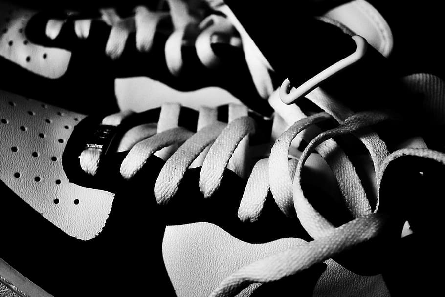 closeup photo of low-top sneakers, shoes, nike, laces, binding HD wallpaper