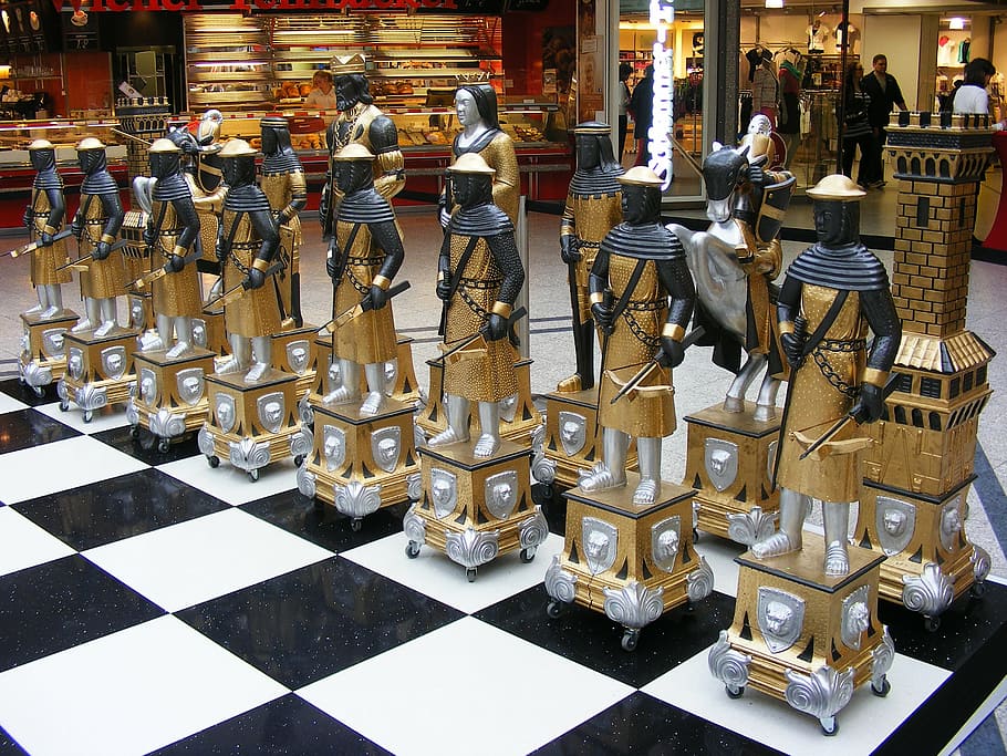 chess, figures, game, berlin, germany, arrangement, real people HD wallpaper