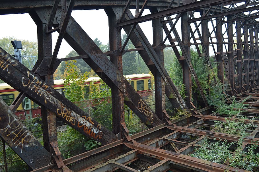 berlin, bridge, structure, steel, rusty, abandoned, metal, obsolete HD wallpaper