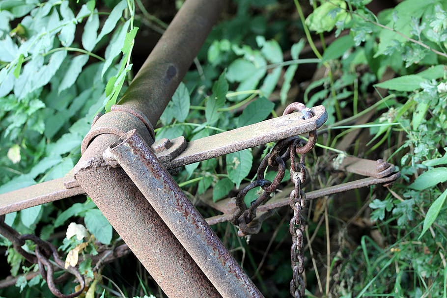 axis, scrap iron, remains, stainless, corrosion, broken, metal HD wallpaper