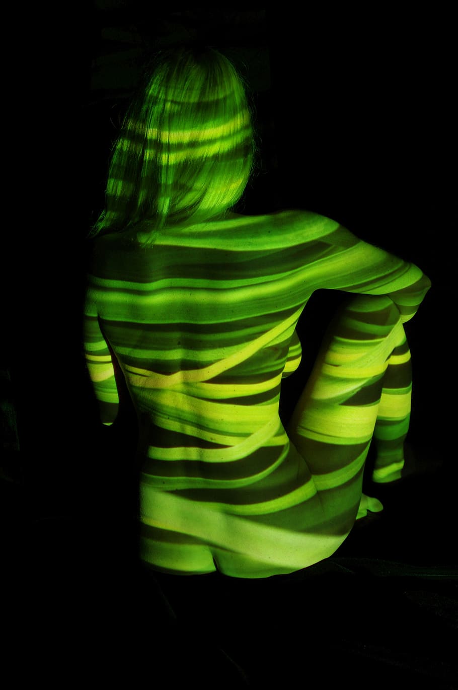 woman, act, green, pattern, abstract, real people, one person HD wallpaper