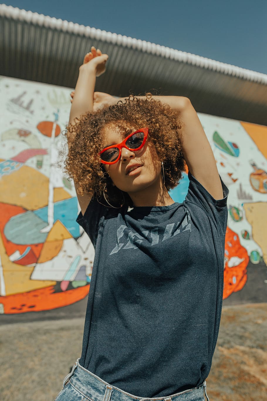 woman raising her arms outdoors, light, color, folk, mod, fashion HD wallpaper