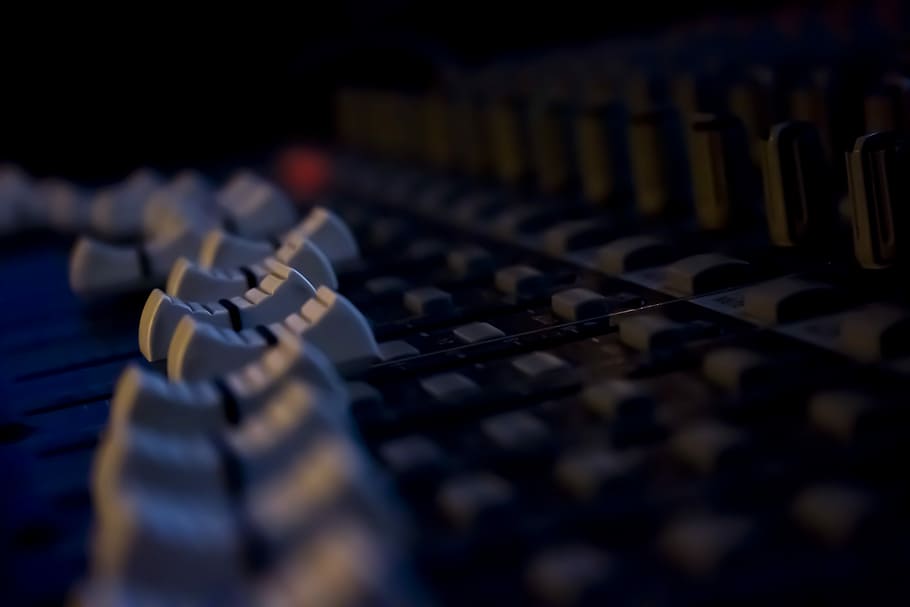 shallow focus of audio mixer, mix table, studio, technology HD wallpaper
