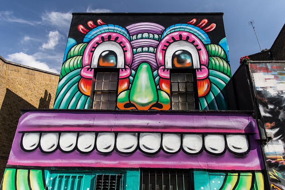 A building covered in colourful street art resides on the streets of Camden, Central London, HD wallpaper