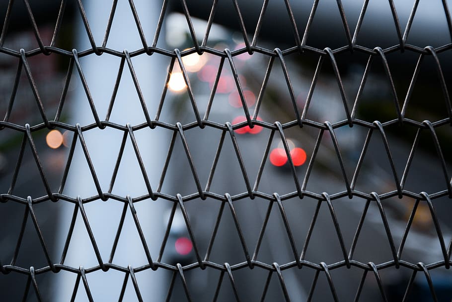 gray wire fence macro photography, selective focus photography of black wire fence, HD wallpaper