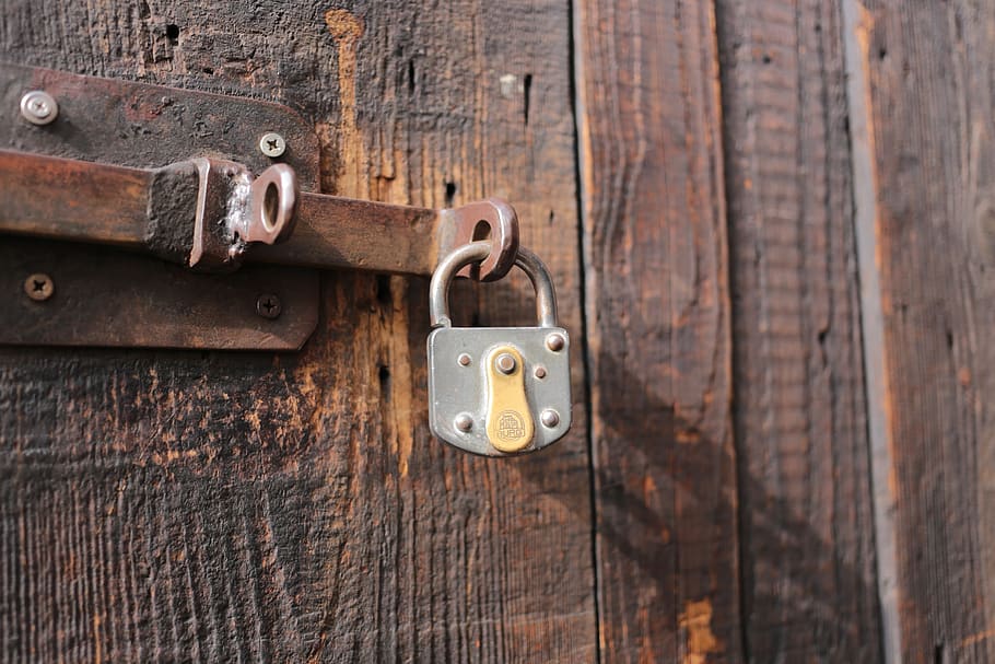 old, wood, rusty, woods, castle, padlock, safety, wood - material HD wallpaper