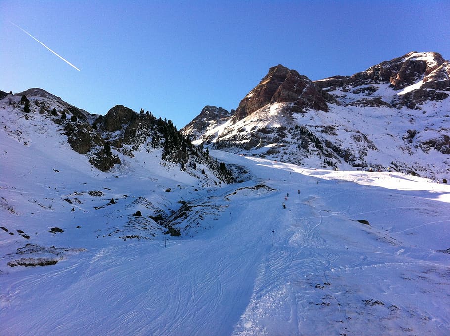mountain, ski, landscape, pyrenees, nevada, snow, cold, skiing HD wallpaper