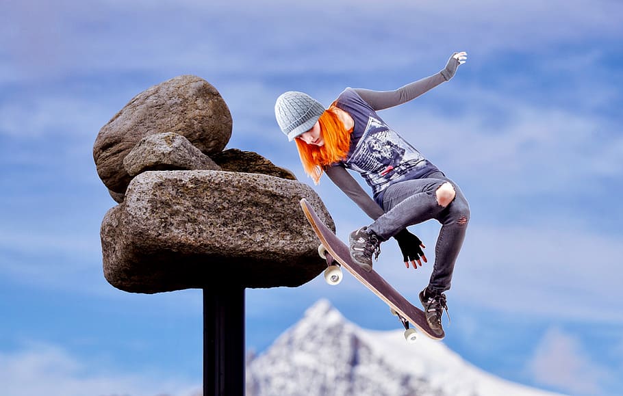 woman doing skateboard tricks in mid air, skating, jump, human, HD wallpaper