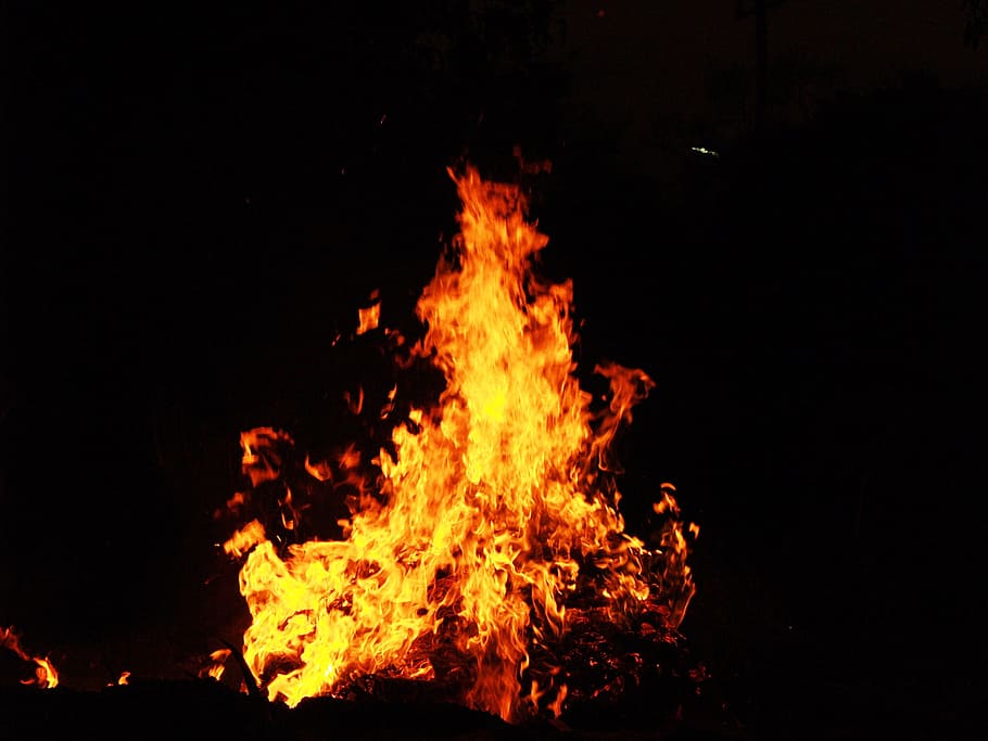 night, dark, fire, burning, background, blaze, blazing, bonfire HD wallpaper