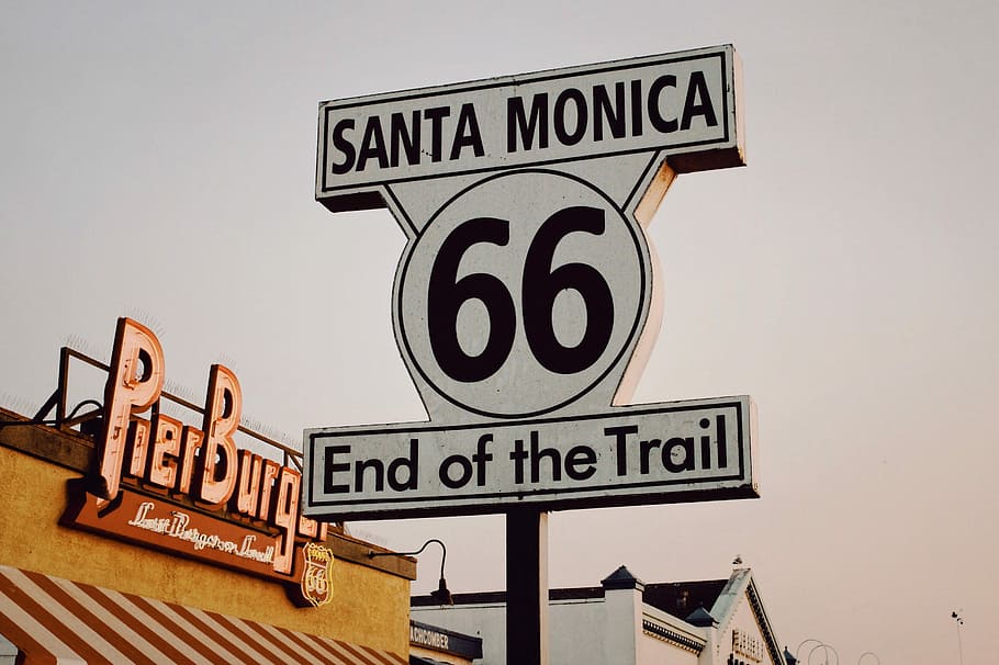 white santa monicasignage, Santa Monica 66 End of the Trail signage HD wallpaper