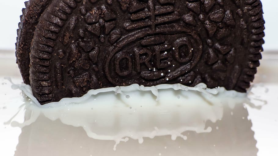 Oreo cookie dipped in milk, biscuit, inject, chocolate, slow motion, HD wallpaper