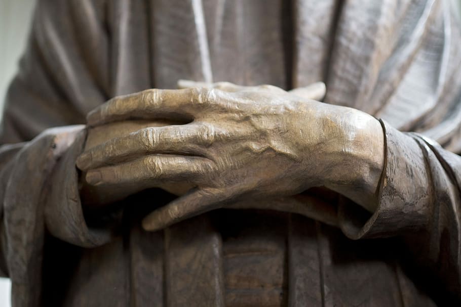 sculpture, statue, hand, old, hands, woman, human hand, human body part HD wallpaper