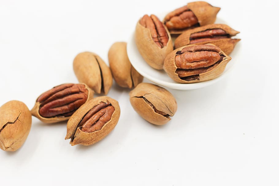 pecans, nut, walnuts, food and drink, studio shot, indoors HD wallpaper