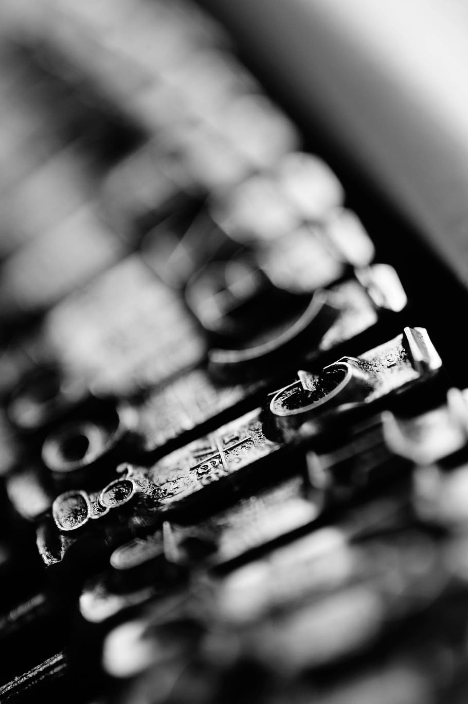 typewriter, types, black white, selective focus, close-up, no people HD wallpaper