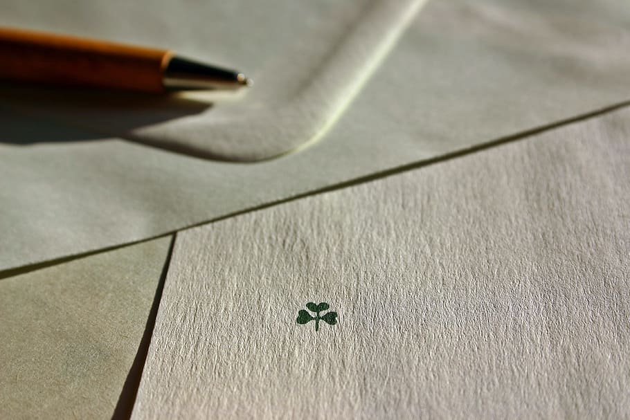 white paper, letters, leave, envelope, luck, four leaf clover HD wallpaper