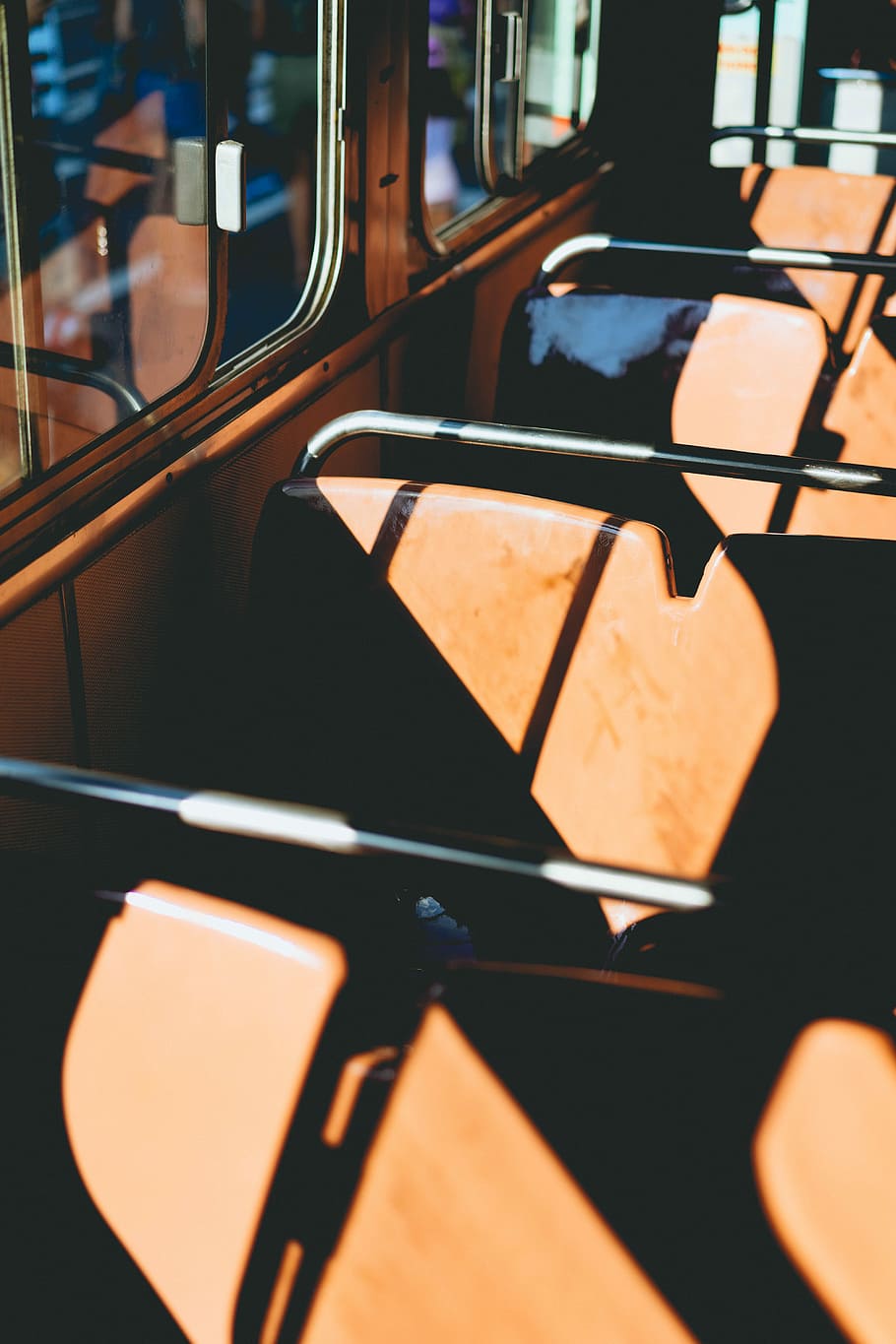 brown bus chair, closeup photo of brown vehicle seats, sunlight HD wallpaper