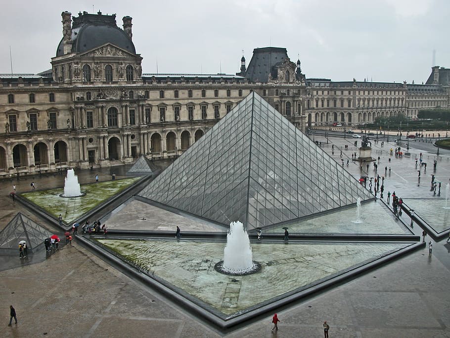 aerial photography of Louvre Musem during daytime, paris, pyramid HD wallpaper