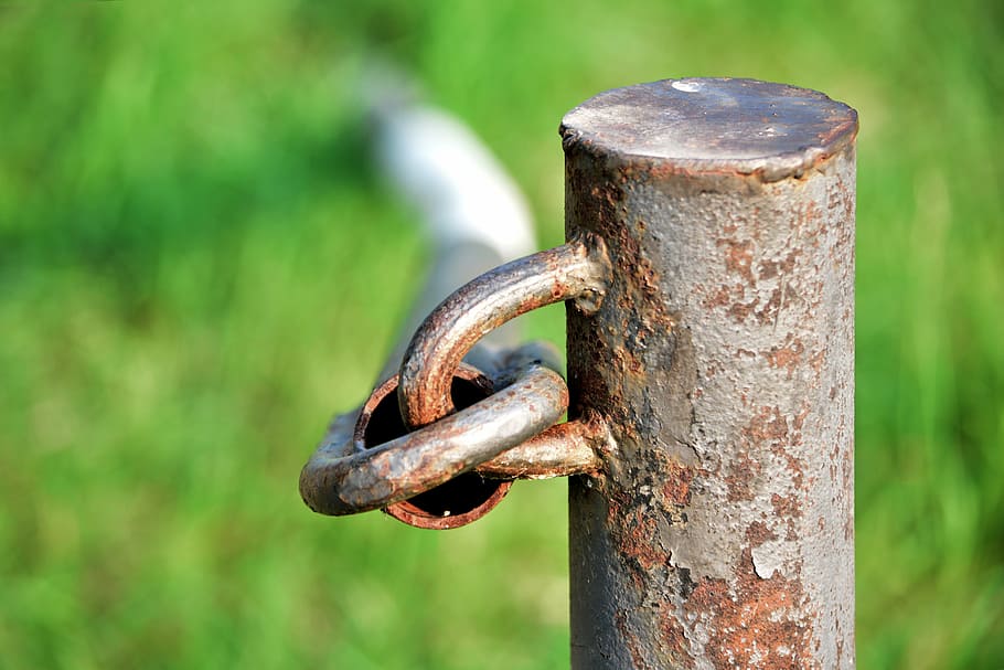 barrier, iron, rust, rusty, exit, metal, focus on foreground HD wallpaper