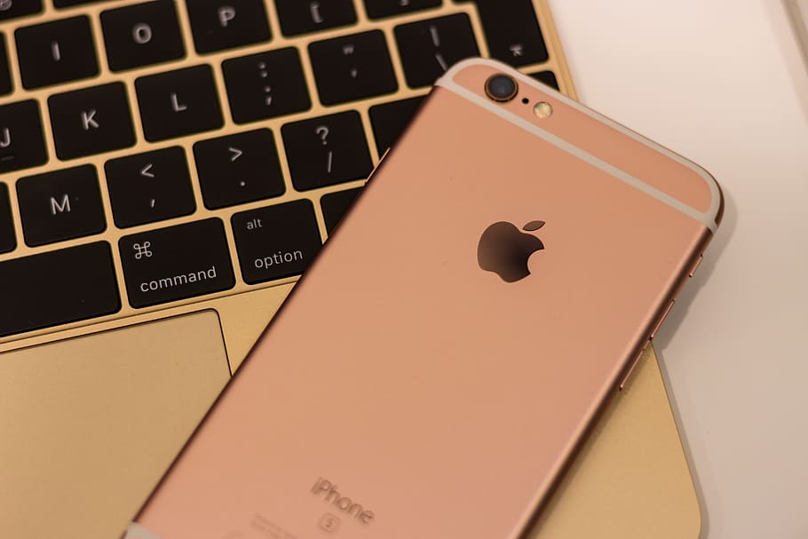 Rose Gold Iphone 6s, apple, apple devices, blur, cellphone, close-up, HD wallpaper