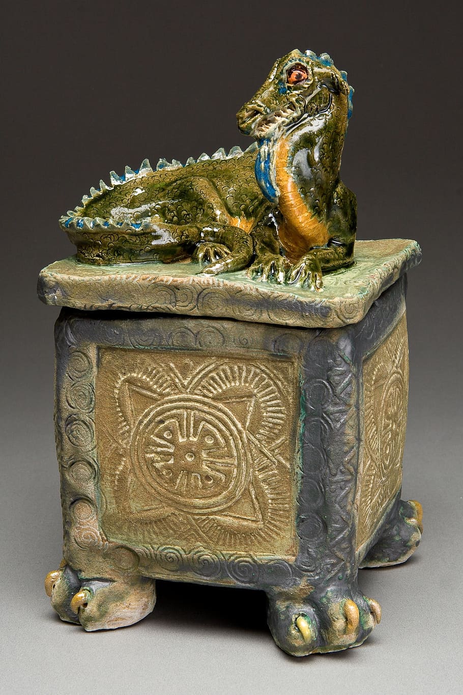 dragon, ceramic, sculpture, art and craft, animal, animal representation HD wallpaper