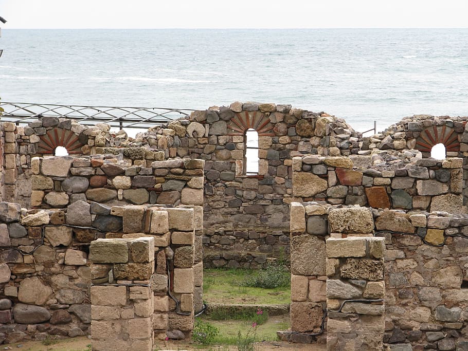 window, sea, stone, windows, water, solid, horizon over water HD wallpaper