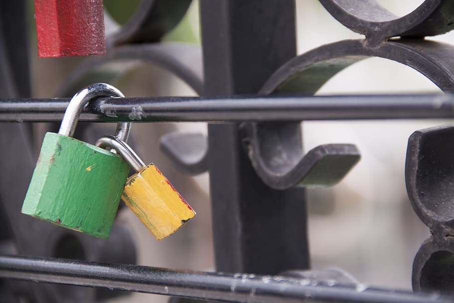 fence, keys, romantic, metal, lock, safety, padlock, protection HD wallpaper