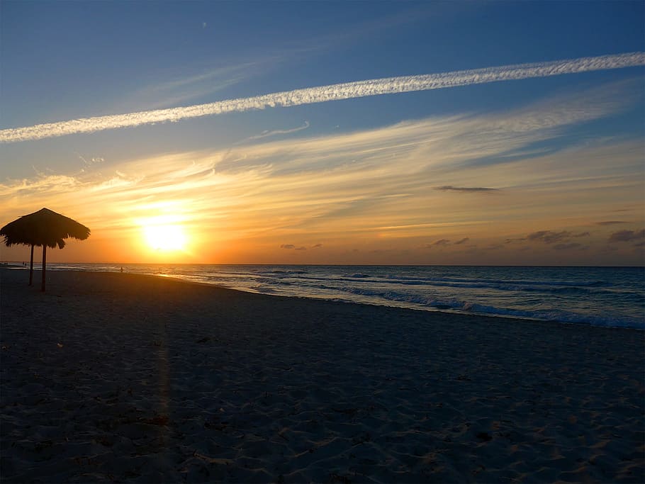 seashore during sunrise, Beach, Sand, Sand Beach, Clouds, Cuba HD wallpaper