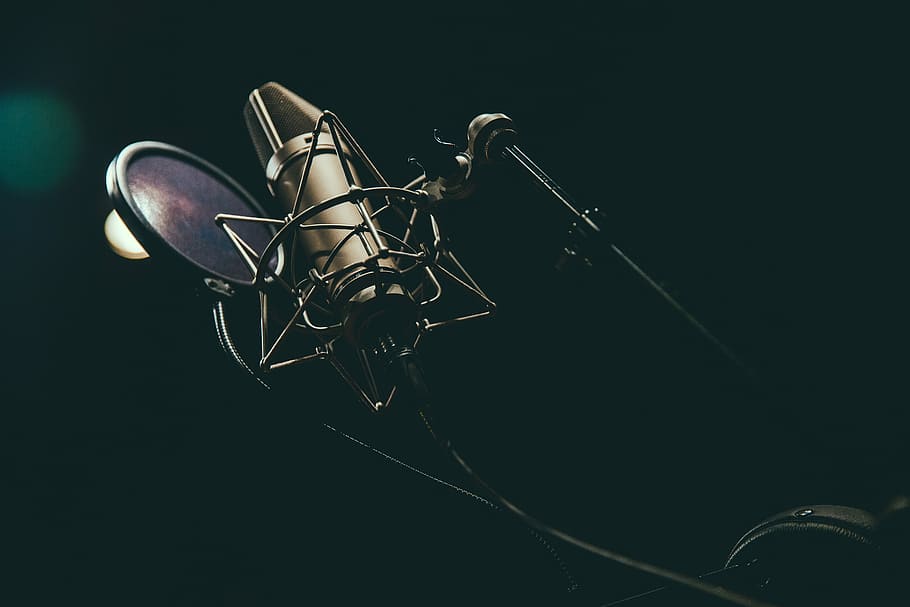 bokeh photography of condenser microphone, shallow focus photography of black microphone condenser HD wallpaper