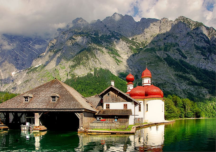 red and white mosque near body of water, Königssee, Bavaria, HD wallpaper