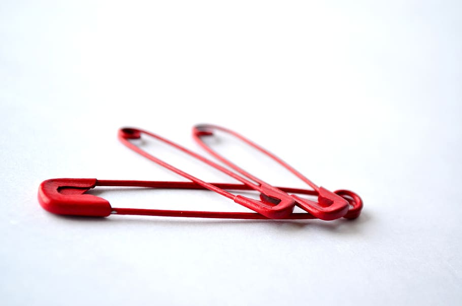 three red clothes pins, safety pins, needle, repair, craft, tailoring, HD wallpaper