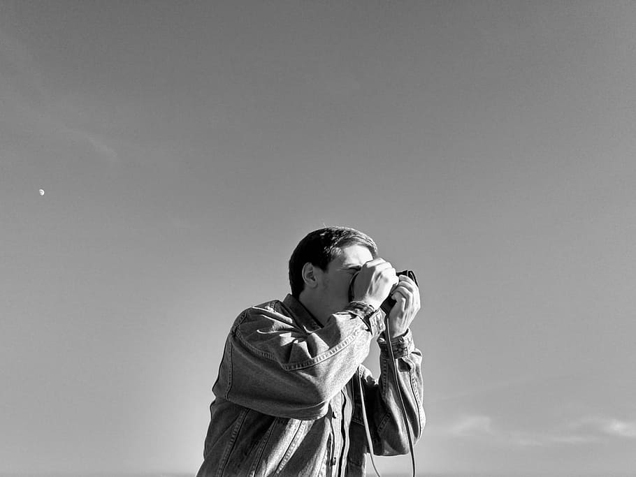 photographer, bw, guy, sky, minimalism, profile, one, nothing more HD wallpaper