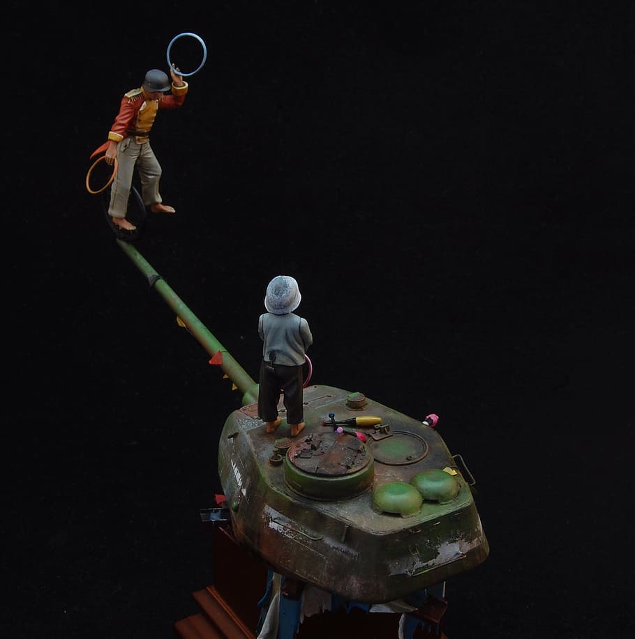 circus, war, miniature, human representation, male likeness HD wallpaper