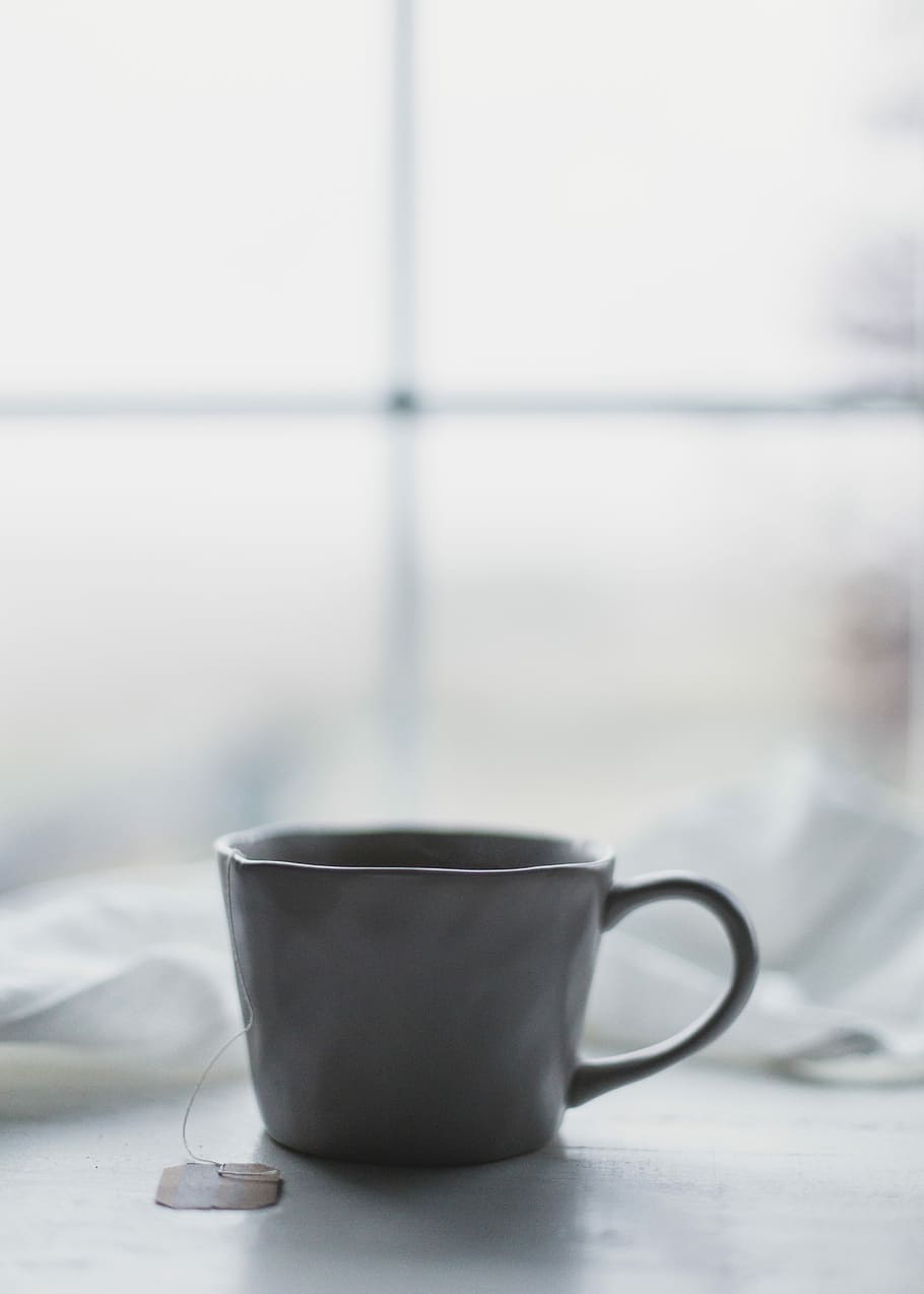 white ceramic teacup, shallow focus photography of mug, coffee time HD wallpaper