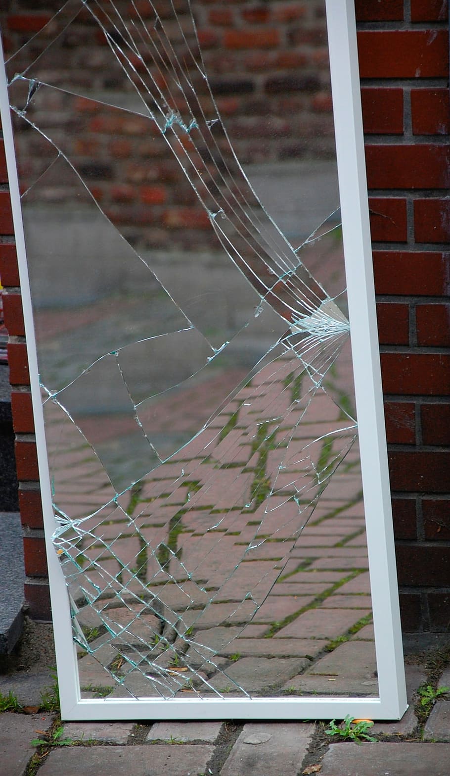 Mirror, Broken, Shard, Mirroring, Glass, luck, no people, day HD wallpaper