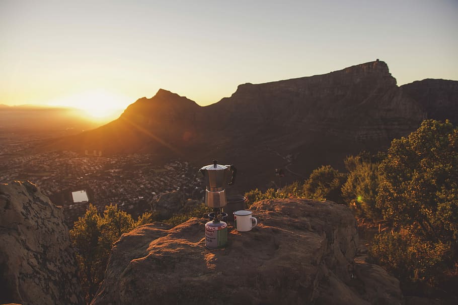Sunrise from Lions Head, casserole pots on top of mountain, coffee HD wallpaper