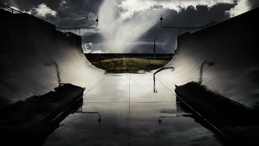 U concrete ramp at daytime, cloudy, dark, half pipe, reflection HD wallpaper