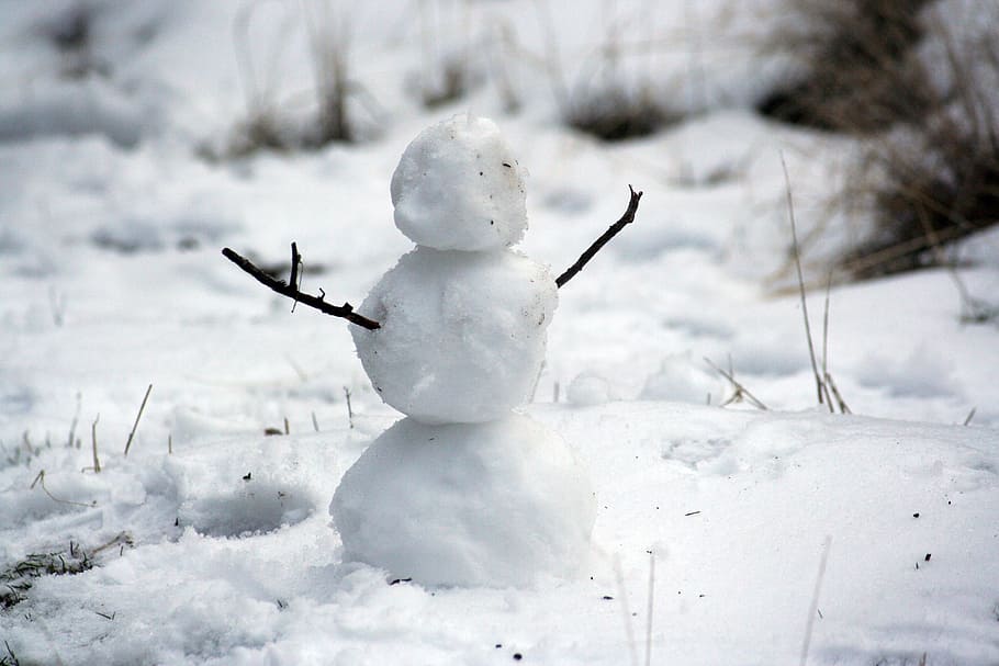 selective focus photography of snowman on ic, winter, white HD wallpaper